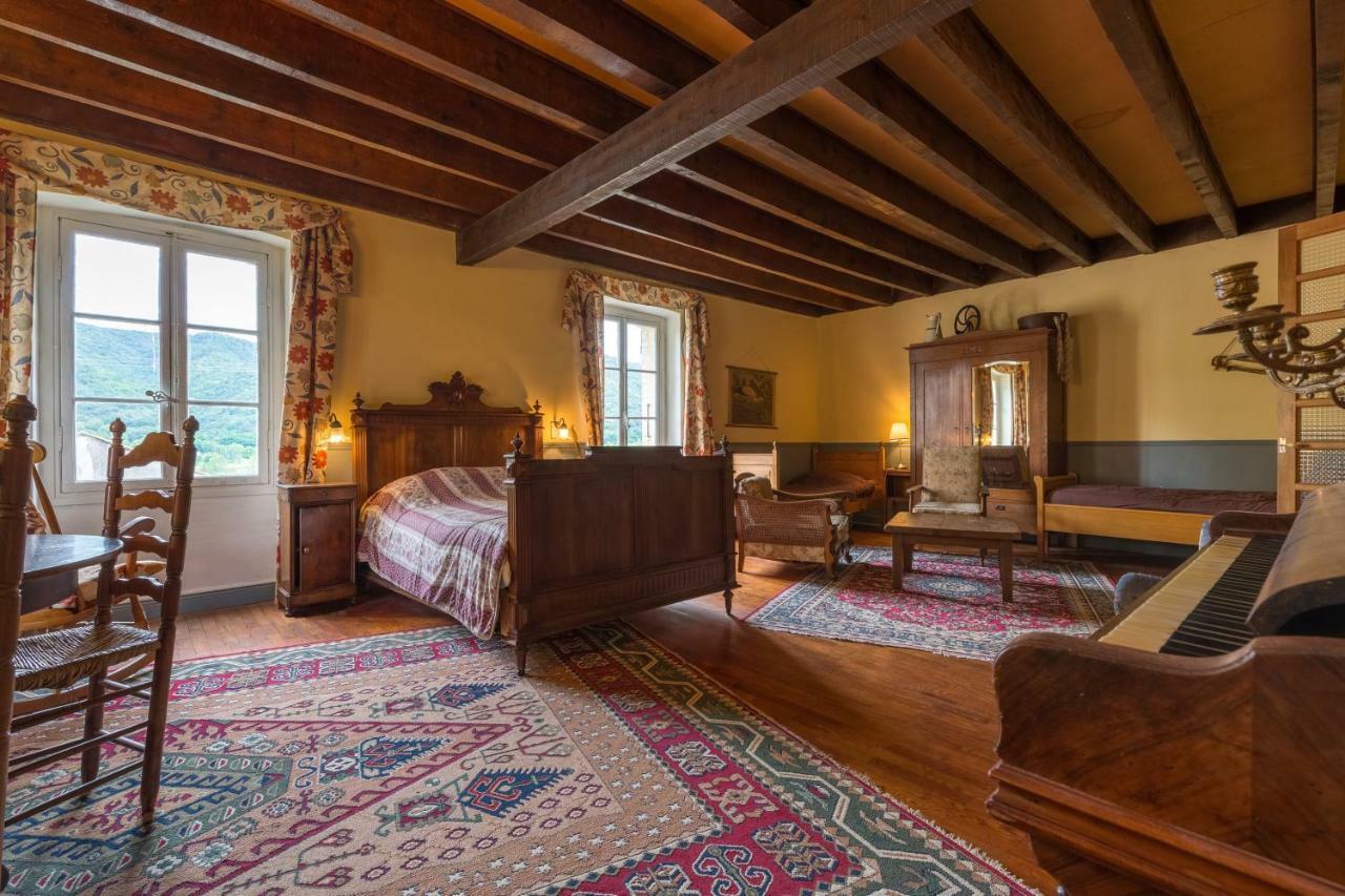 Domaine De L'Amiral Bed and Breakfast Saint-Laurent-du-Pape Exteriör bild